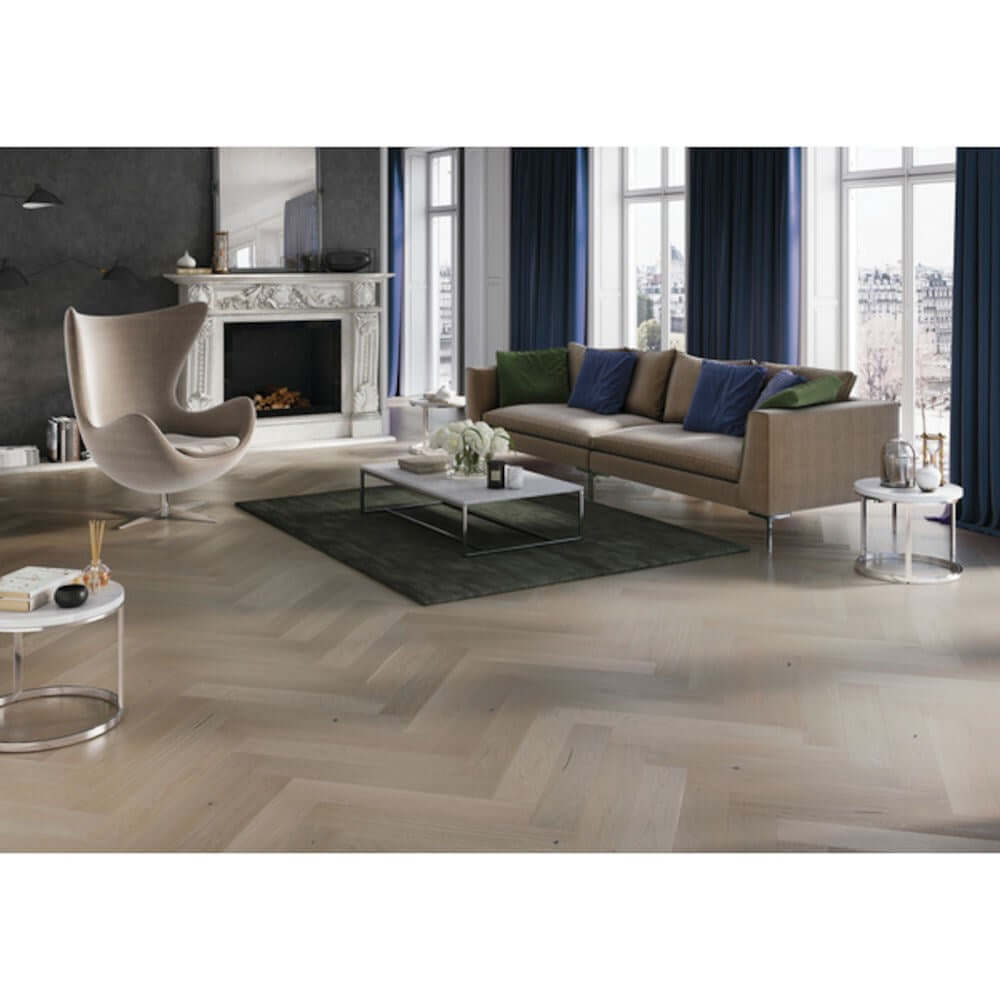 Saga Herringbone Parkett Platinum